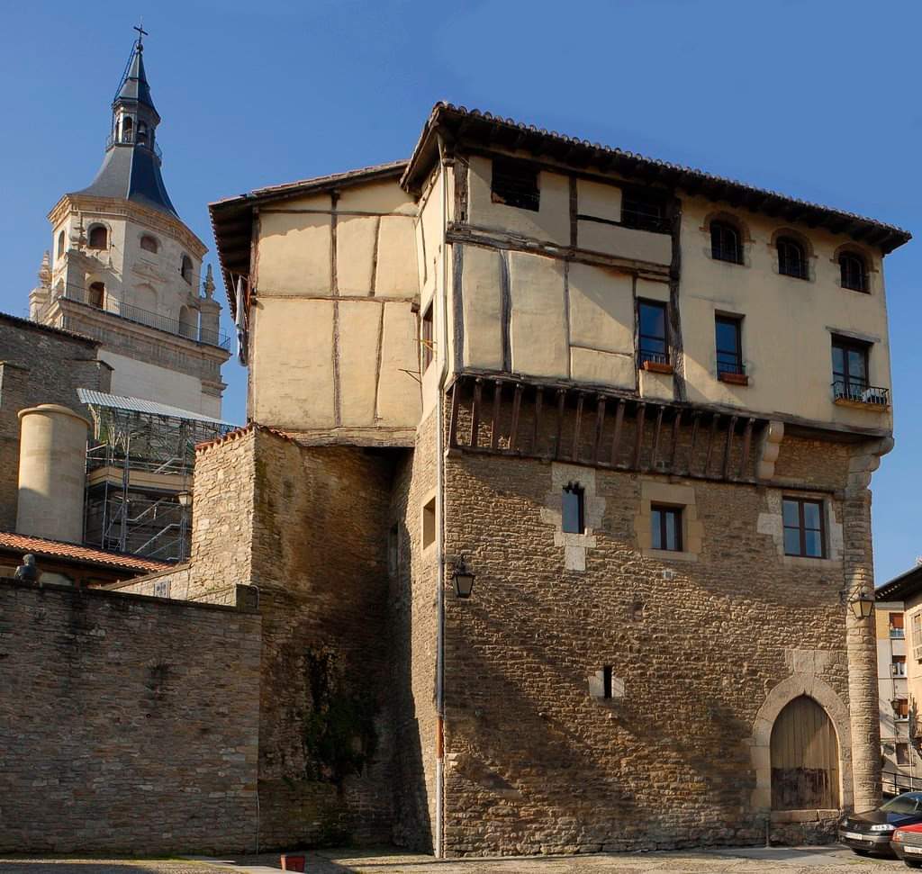 WhatsApp Image 2025-12-11 at 07.40.42 (2)